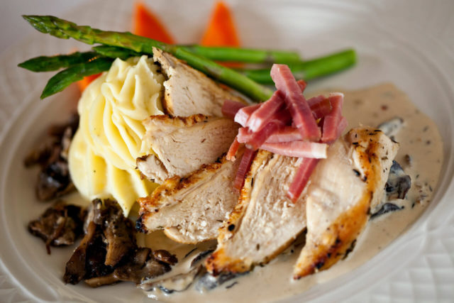 Bayfield restaurants open Easter Sunday : Old Rittenhouse Inn