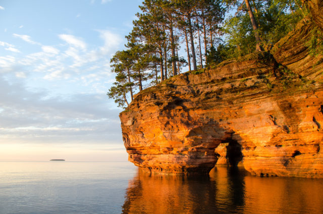 luxury getaway in Bayfield, WI with lake-view rooms