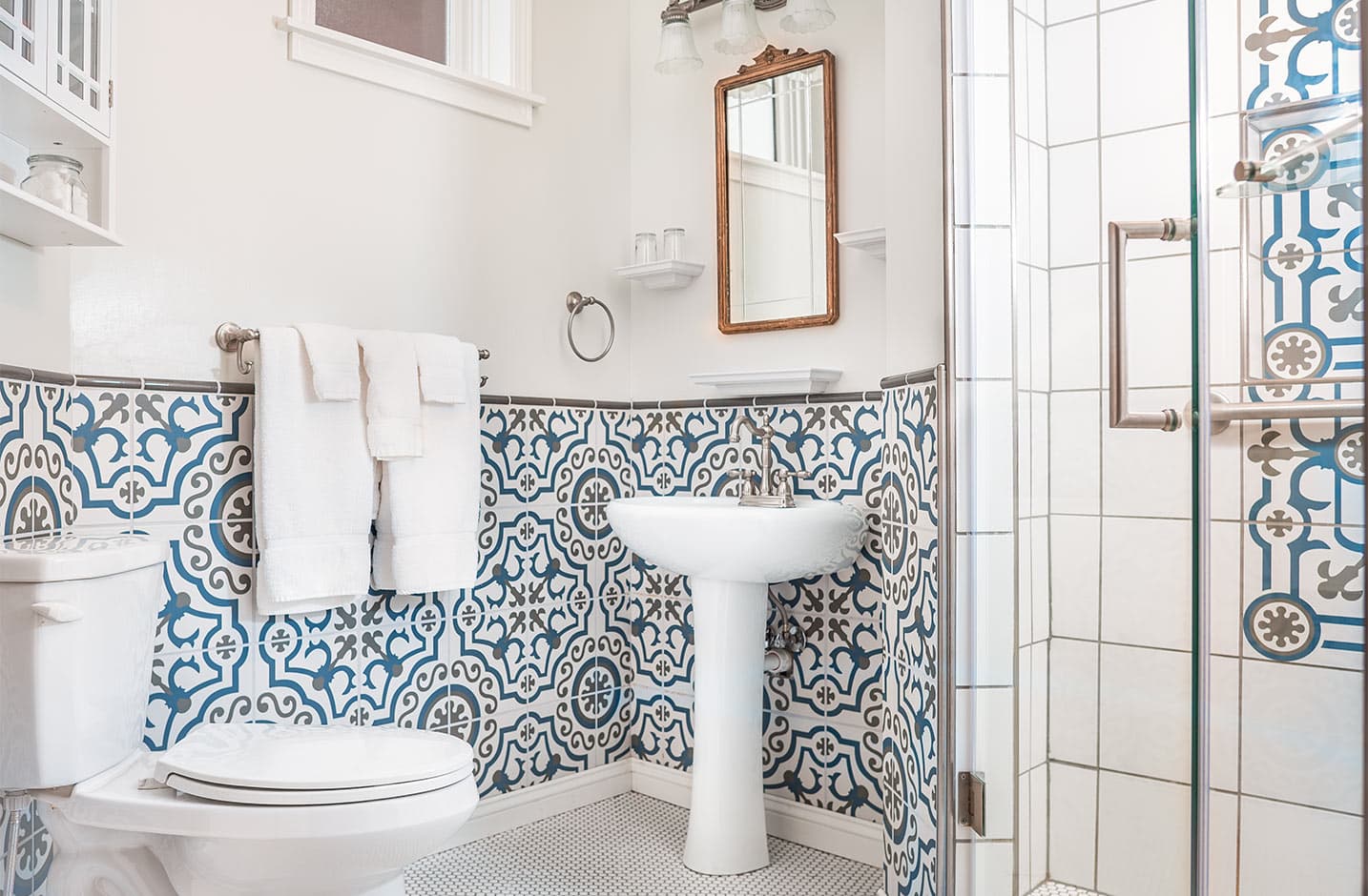 Renovated Bathroom in Room IV