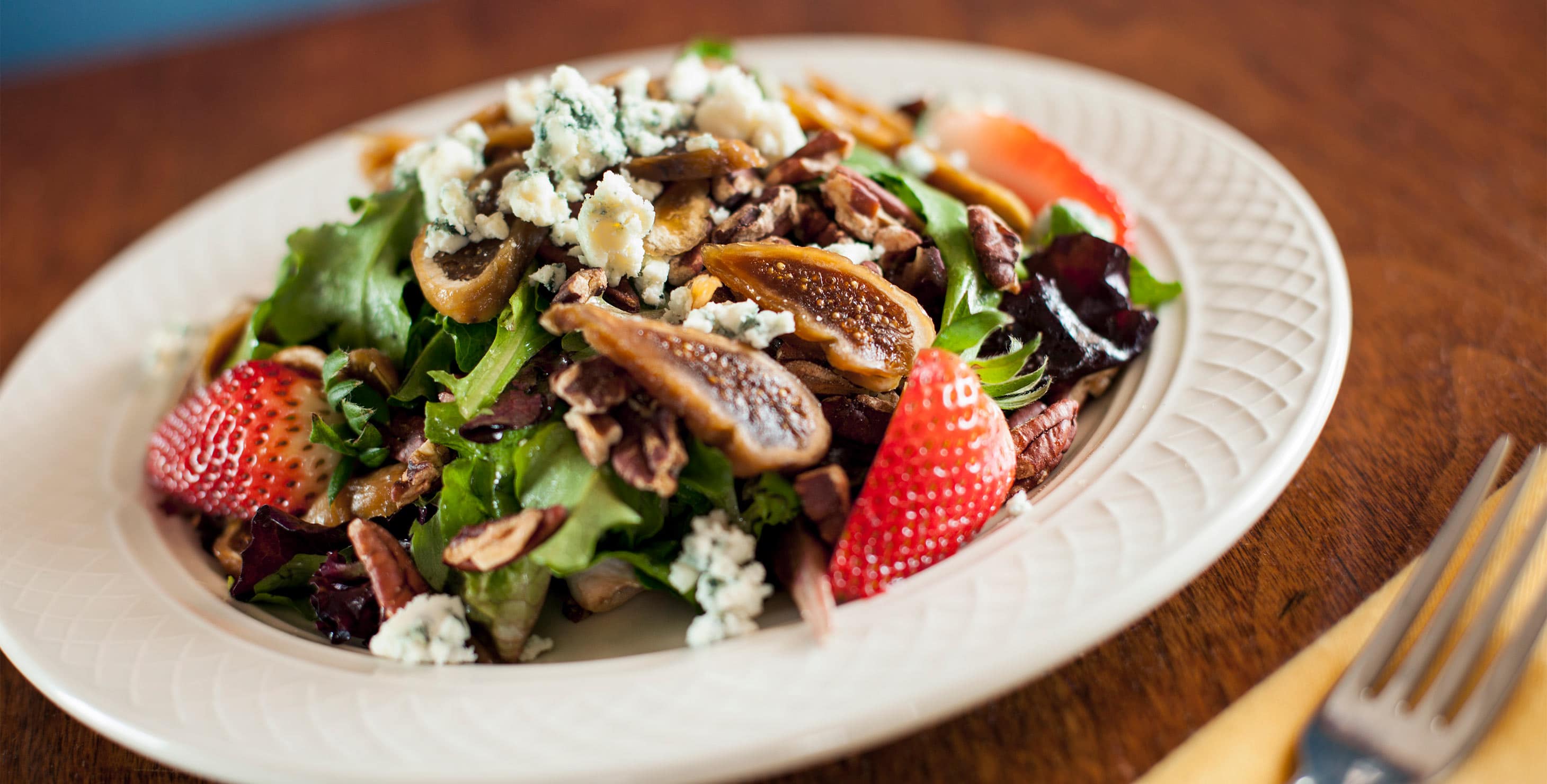 Fig and Strawberry salad with mixed field greens